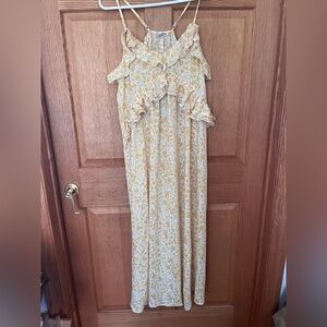 Old navy beautiful yellow spaghetti strap maxi dress